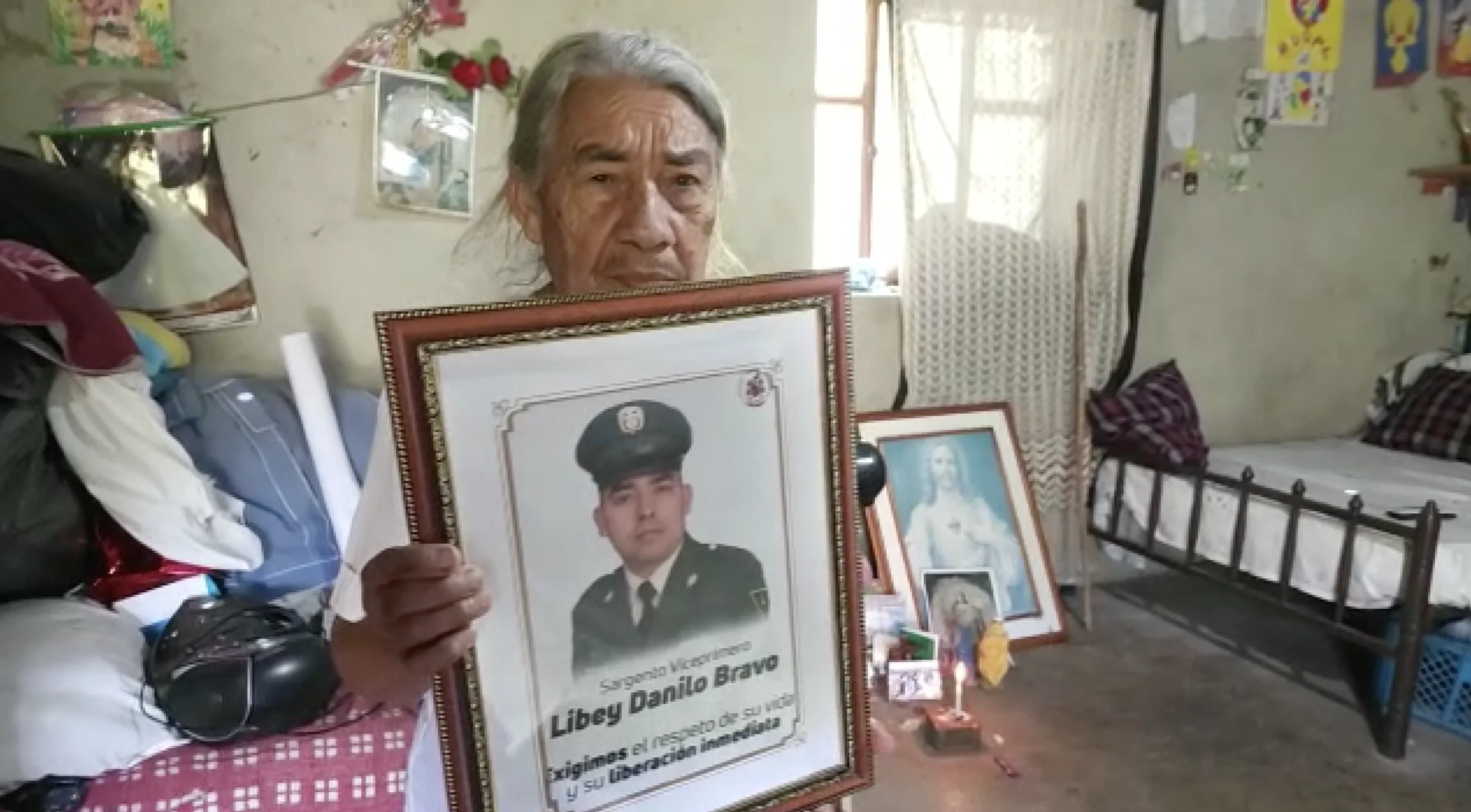 Madre del sargento Libey Danilo Bravo pide su liberación  