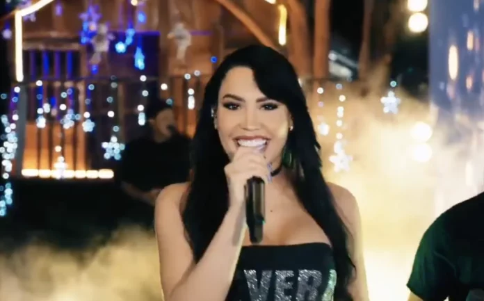 Ana del Castillo